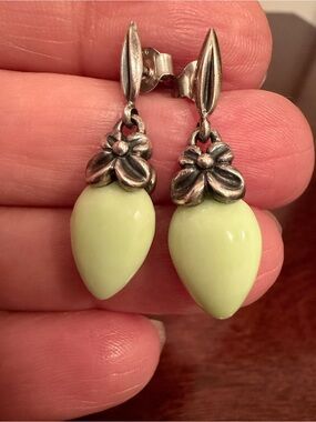 ANN KING ORCHID FLOWER GREEN CHRYSOPRASE
DANGLE EARRINGS  sterling silver RARE!